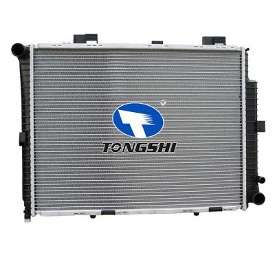 適用于奔馳E-CLASS(W210)E300D?3.0L?95-02?AT散熱器