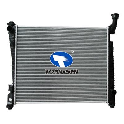 適用于杜蘭戈?3.0L?V6?11-12?MT散熱器