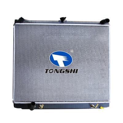 適用于TOYOTA?LANDCRUISER 200 V6 AT 散熱器