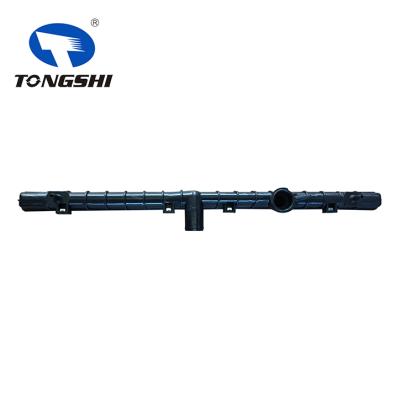 適用于雅紳特GL?L4?1.6L?00-04塑膠水室