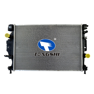 適用于??MONDEO 14-/FUSION 2.0L I4 13-15 MT??散熱器