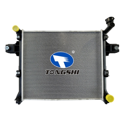 適用于  COMMANDER BASE V6 3.7L 06-07 MT  散熱器